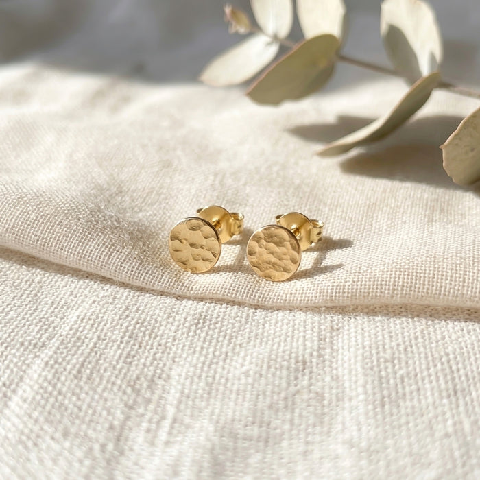 Hammered dot stud earrings 5mm small circle earrings gold filled close up