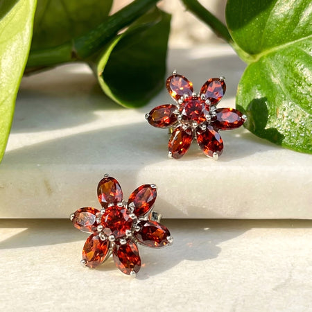 Vintage natural garnet flower stud earrings sterling silver